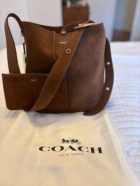 NWT Coach Bleeker Bucket Bag